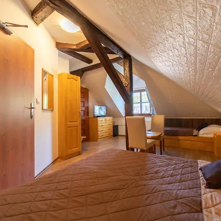 Zemianska Kuria 3* Dolny Kubin